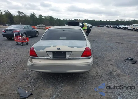 2006 Ford Crown Victoria Police/Police Interceptor z USA, uszkodzony, nr VIN 2FAFP71W46X124824